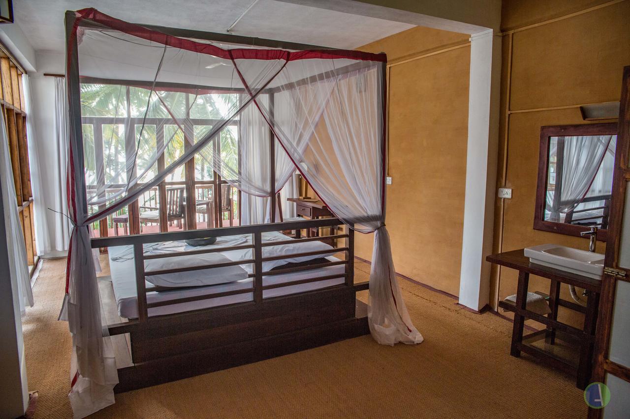 Hotel The Eco à Varkala Extérieur photo